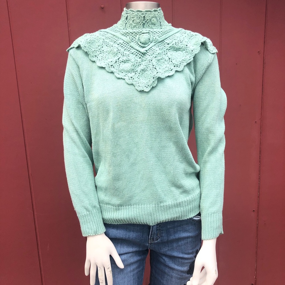 Vintage Evian Crochet Top GORGEOUS size M